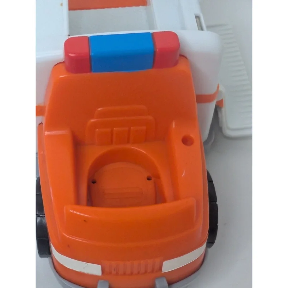 Fisher Price Little People Rescue Medic Ambulance EMT Doctor Stethoscope
